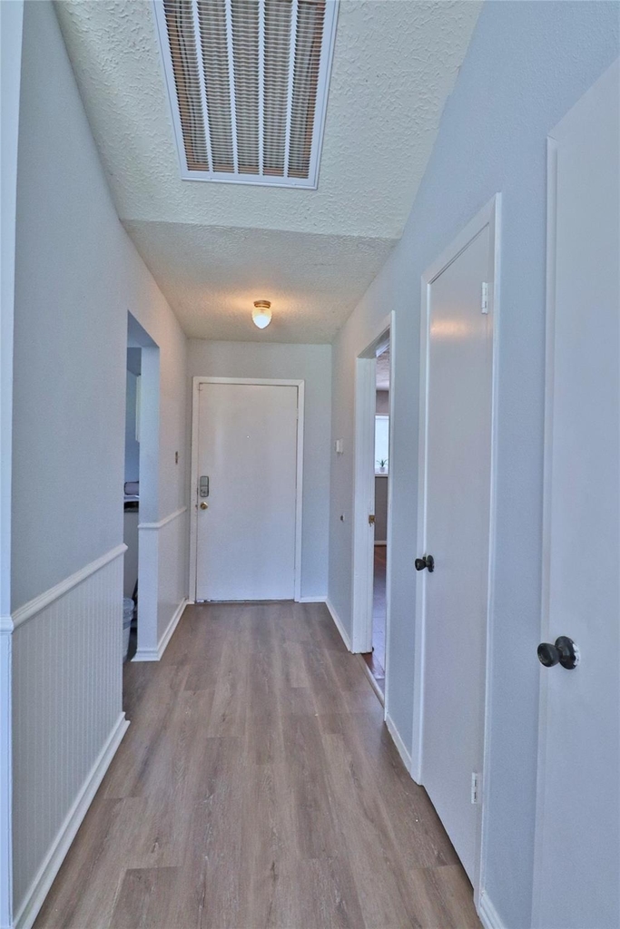 2706 S Brompton Drive - Photo 14