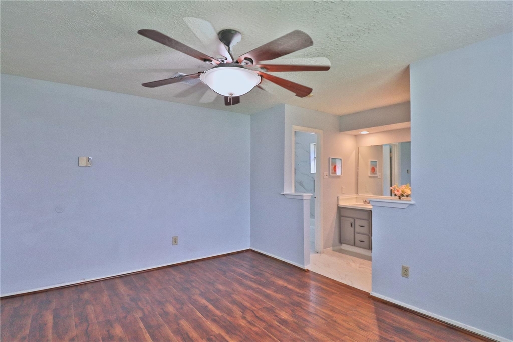 2706 S Brompton Drive - Photo 21