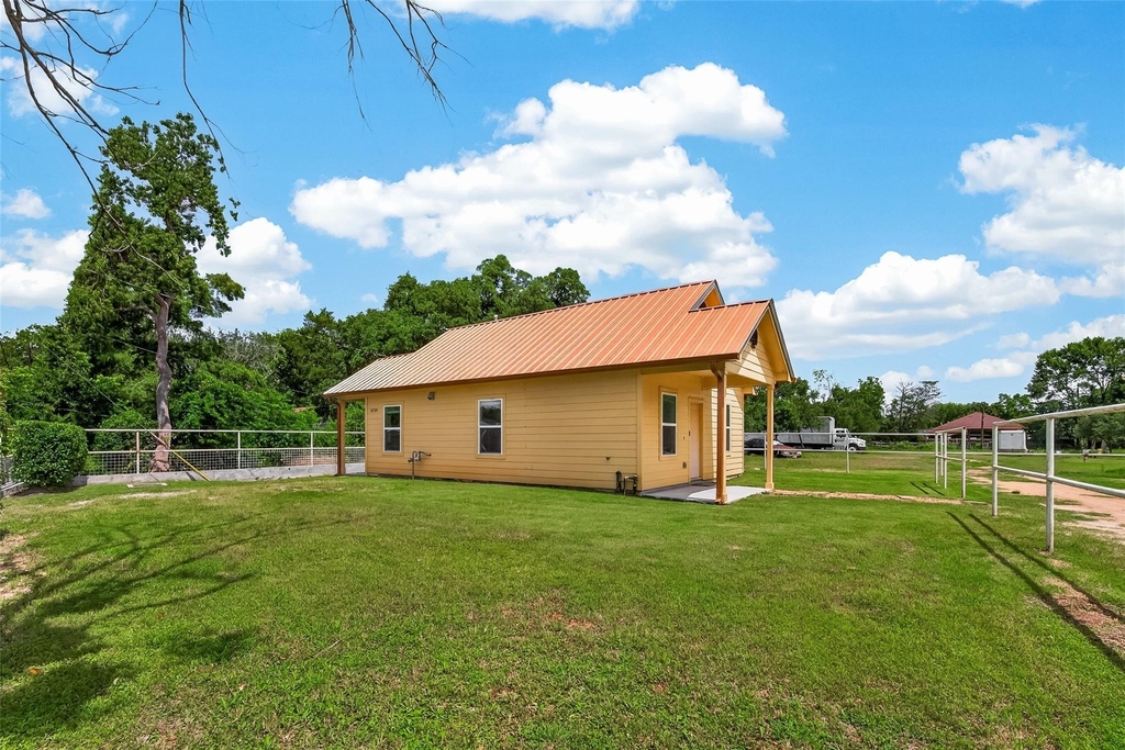 5220 Simsbrook Drive - Photo 1