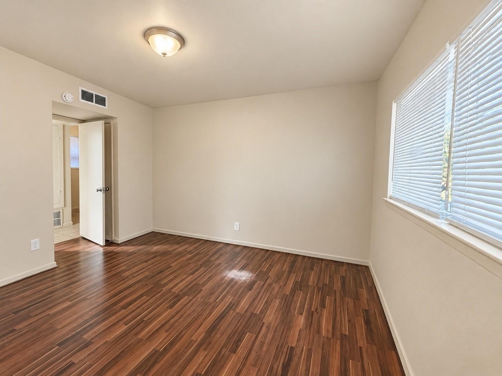 5200 Michaux Street - Photo 7