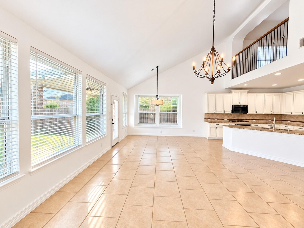 8410 Misty Mountain Trail Lane - Photo 15