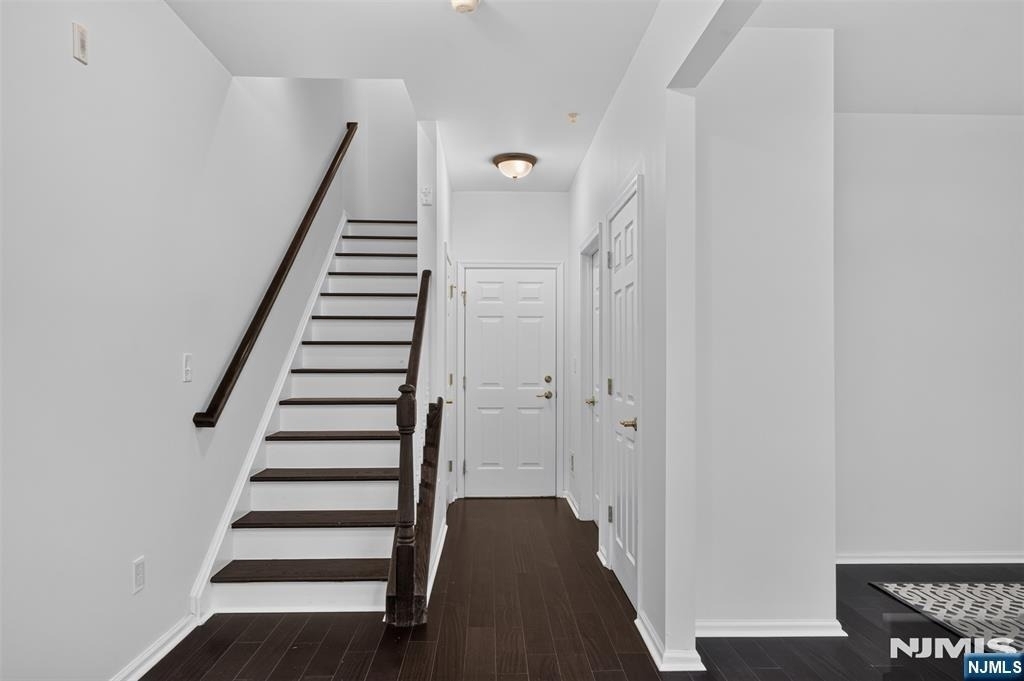 46 Truman - Photo 5