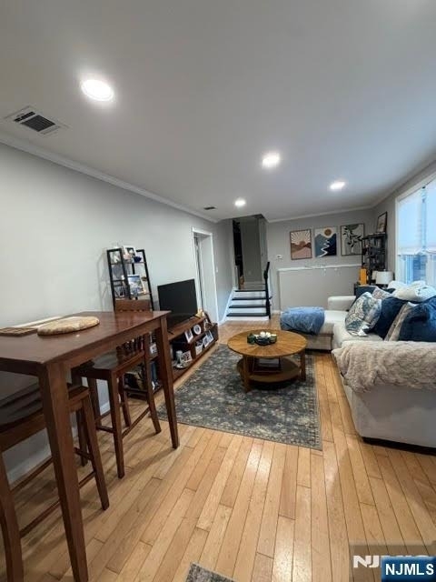 138 Ames - Photo 5