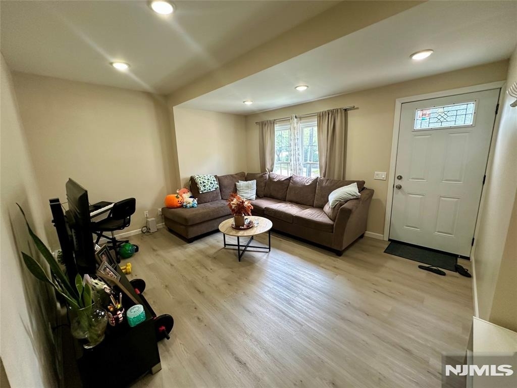 18 Brinkerhoff - Photo 2