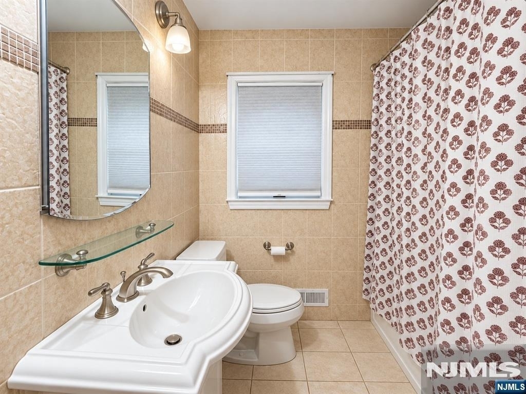 511 Gallows Hill - Photo 11