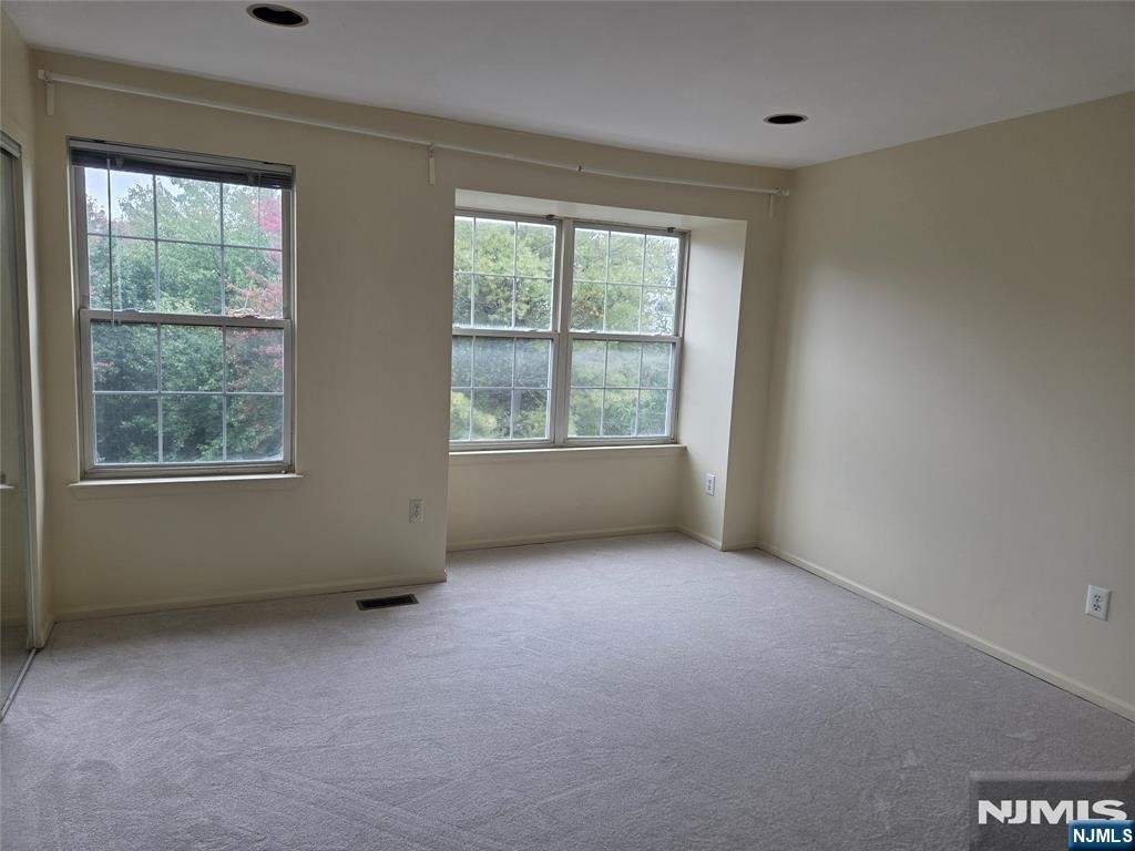 2324 Oliver - Photo 10