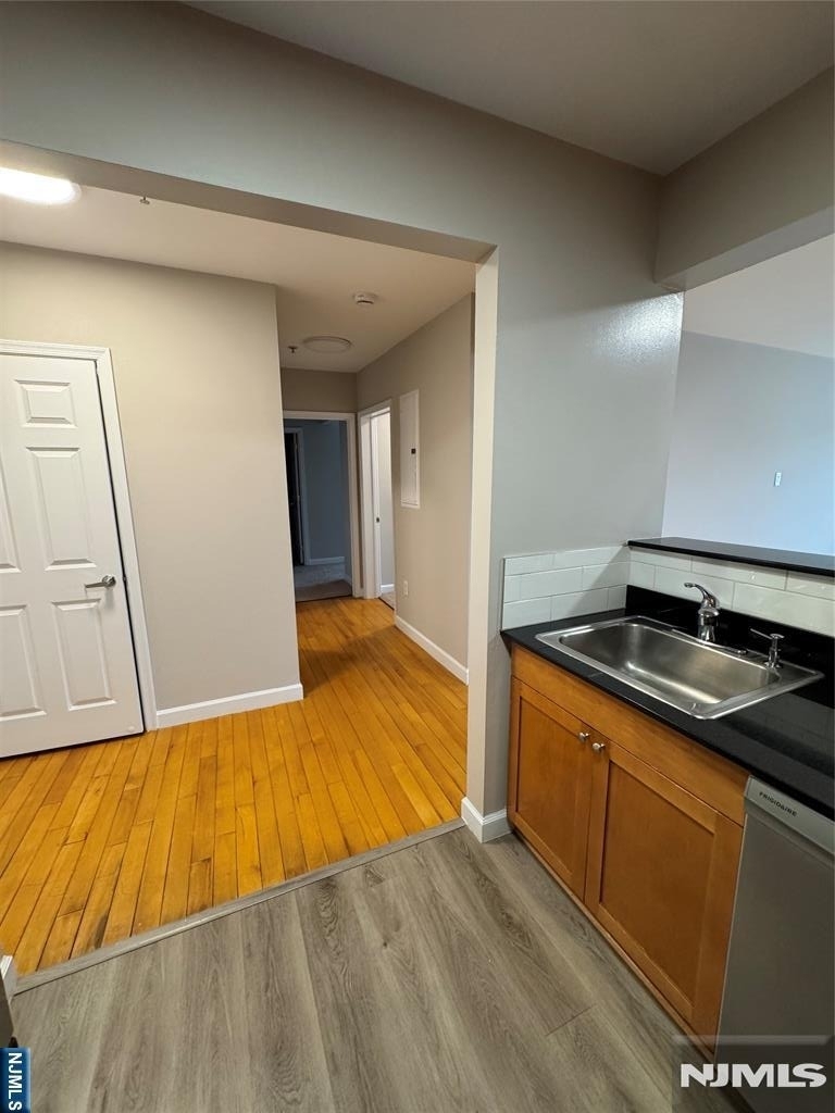 333 Willow - Photo 6
