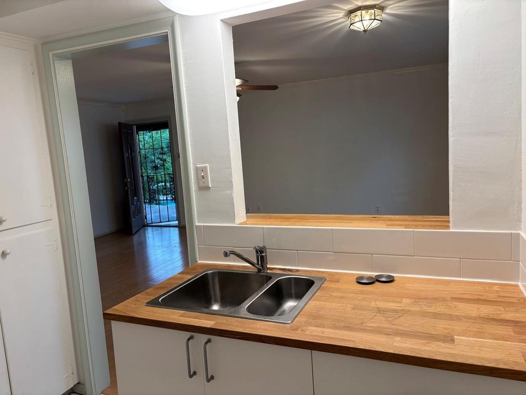 5216 Arboles Drive - Photo 3