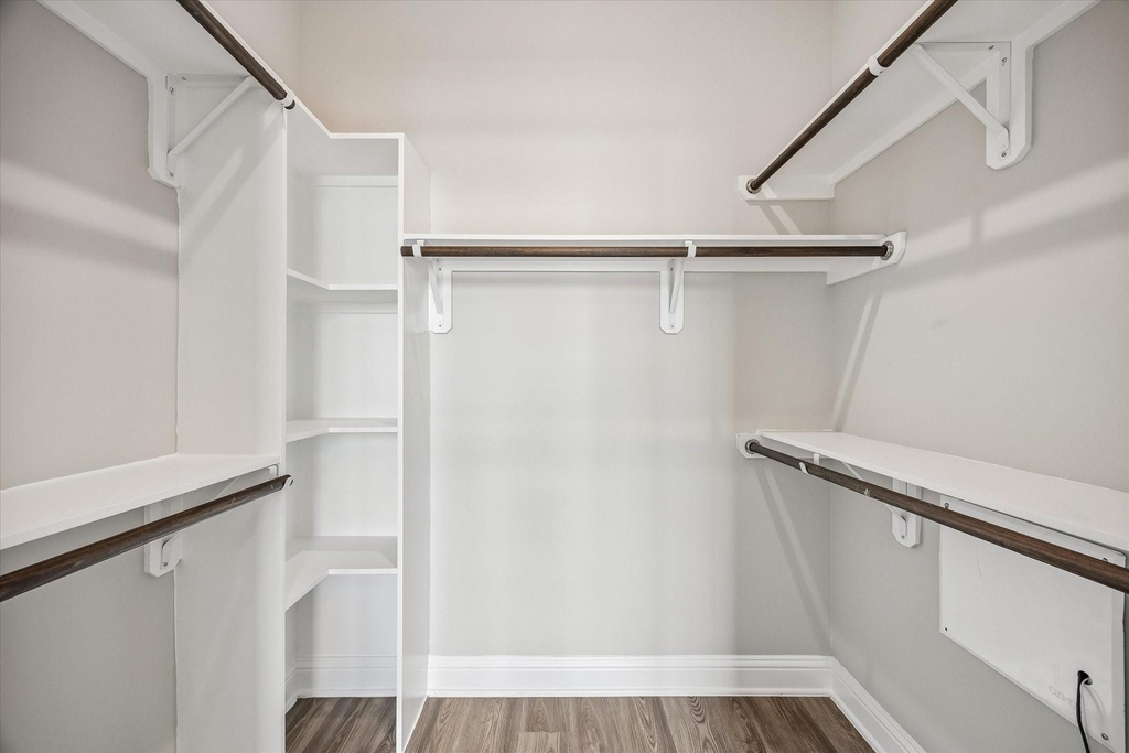 2111 Austin Street - Photo 8