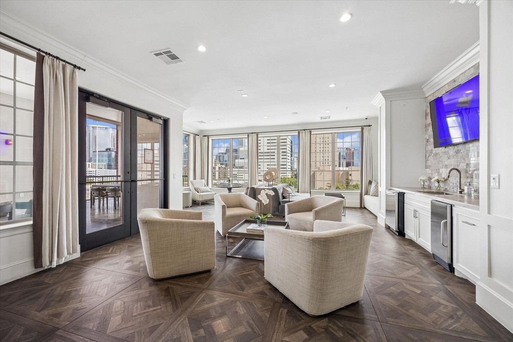 2111 Austin Street - Photo 22