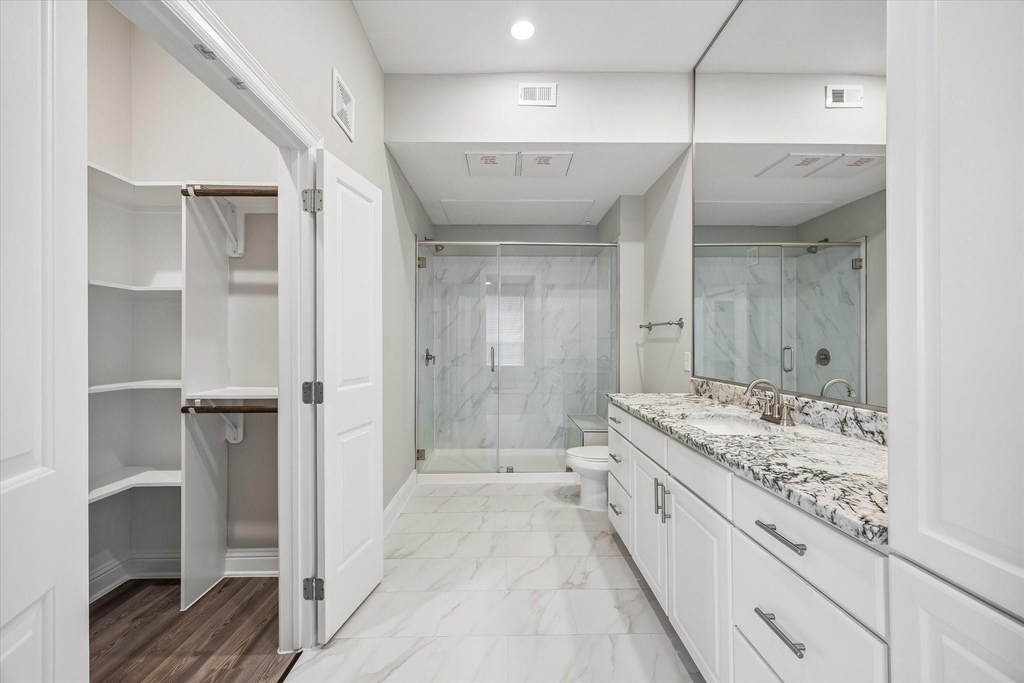 2111 Austin Street - Photo 6