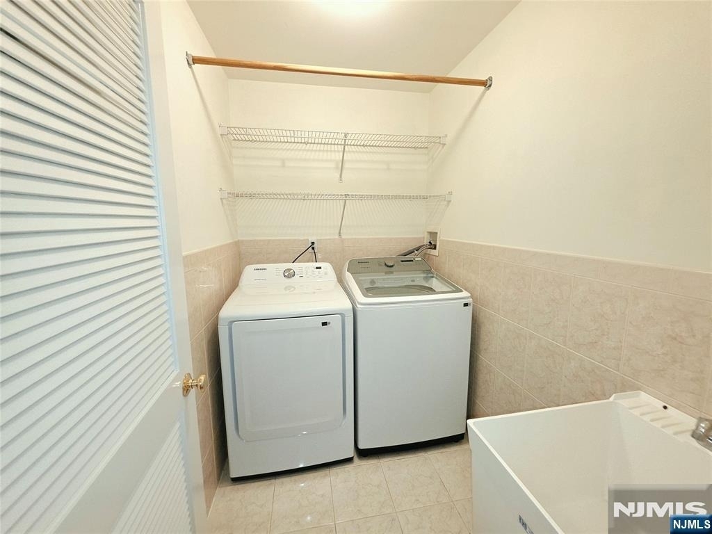 817 Elm - Photo 17
