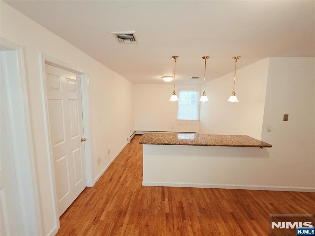 817 Elm - Photo 3