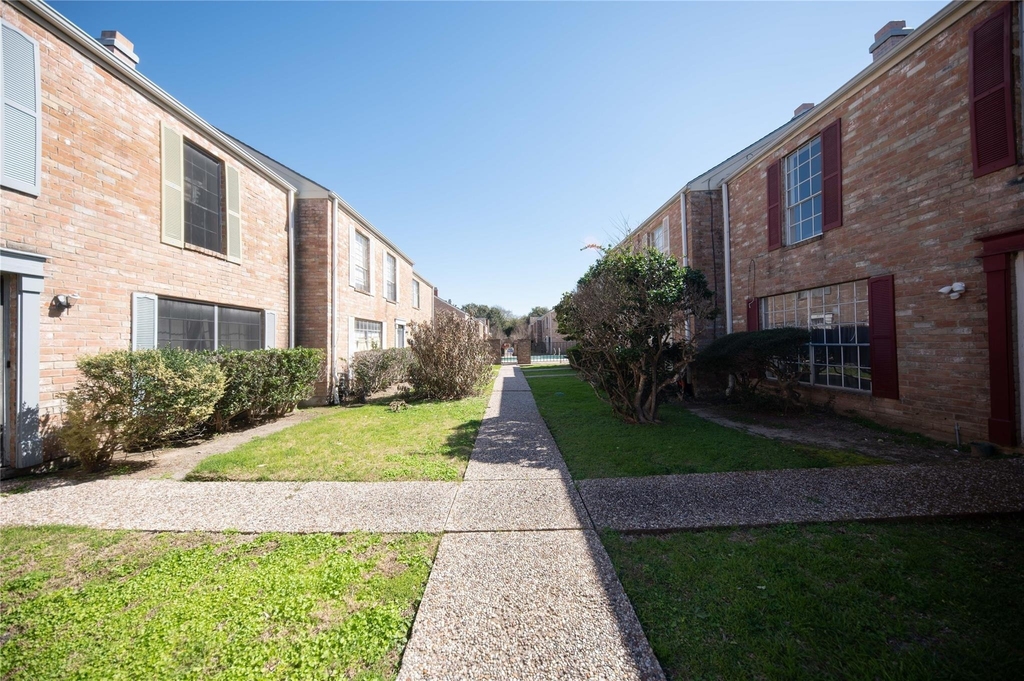 4220 Belle Park Drive - Photo 37