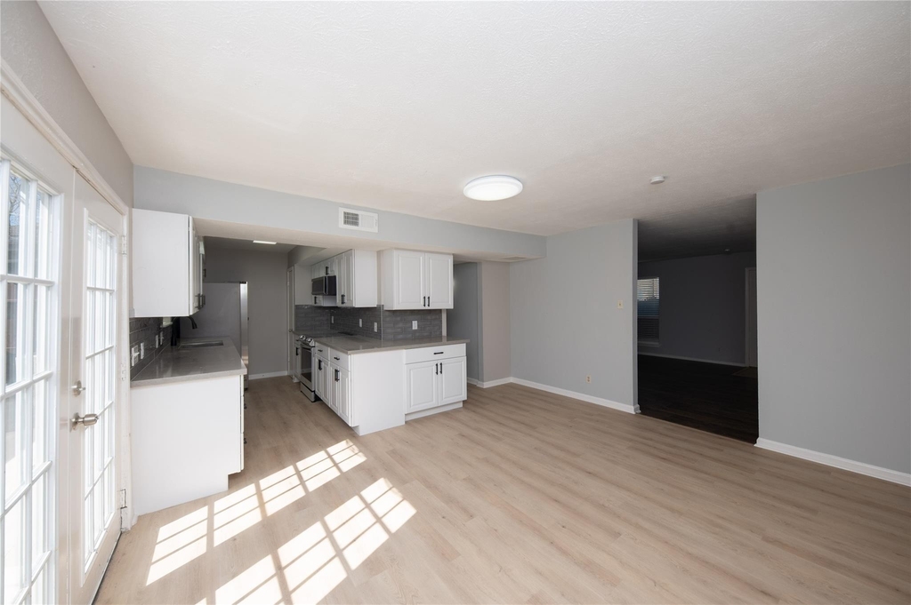 4220 Belle Park Drive - Photo 6