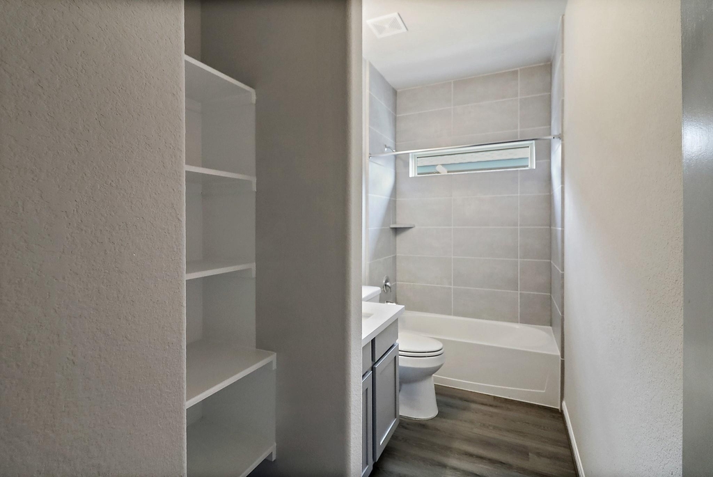 8431 Moonlight Bay Circle - Photo 19