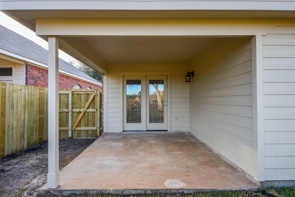 6730 Albion Cresent Drive - Photo 17