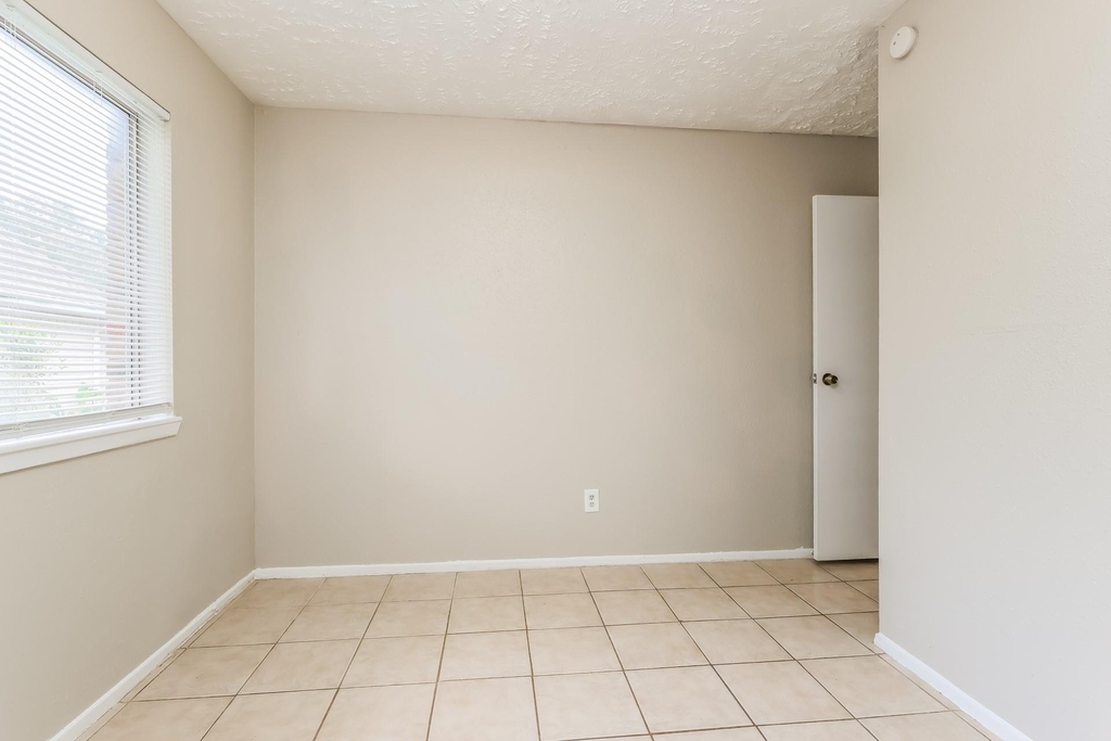 20102 Big Timber Drive - Photo 11