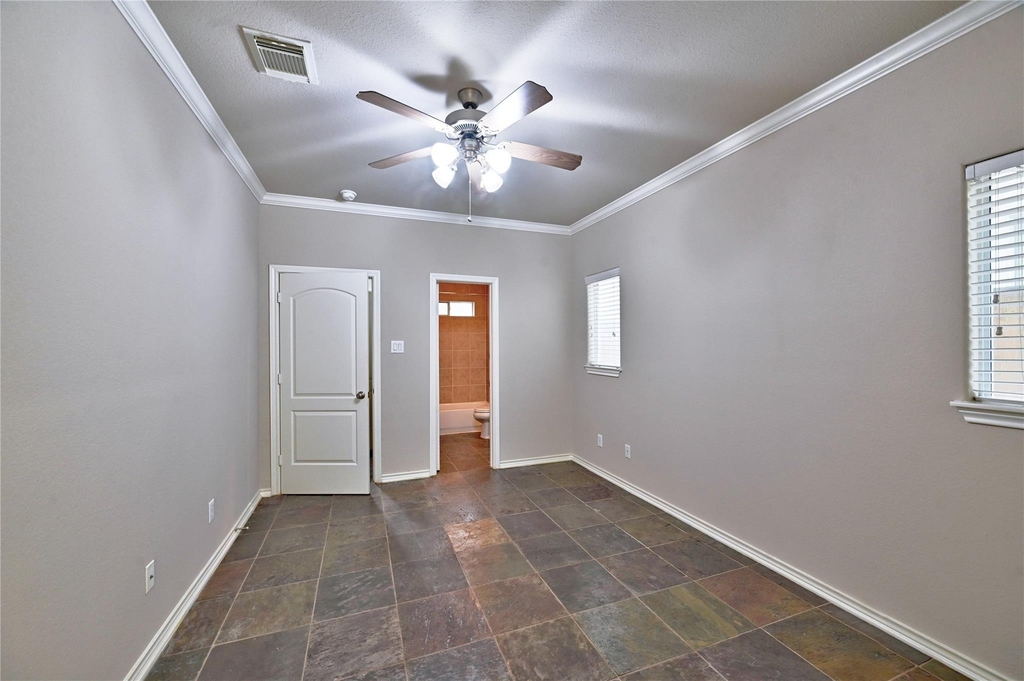 5411 Kansas Street - Photo 6