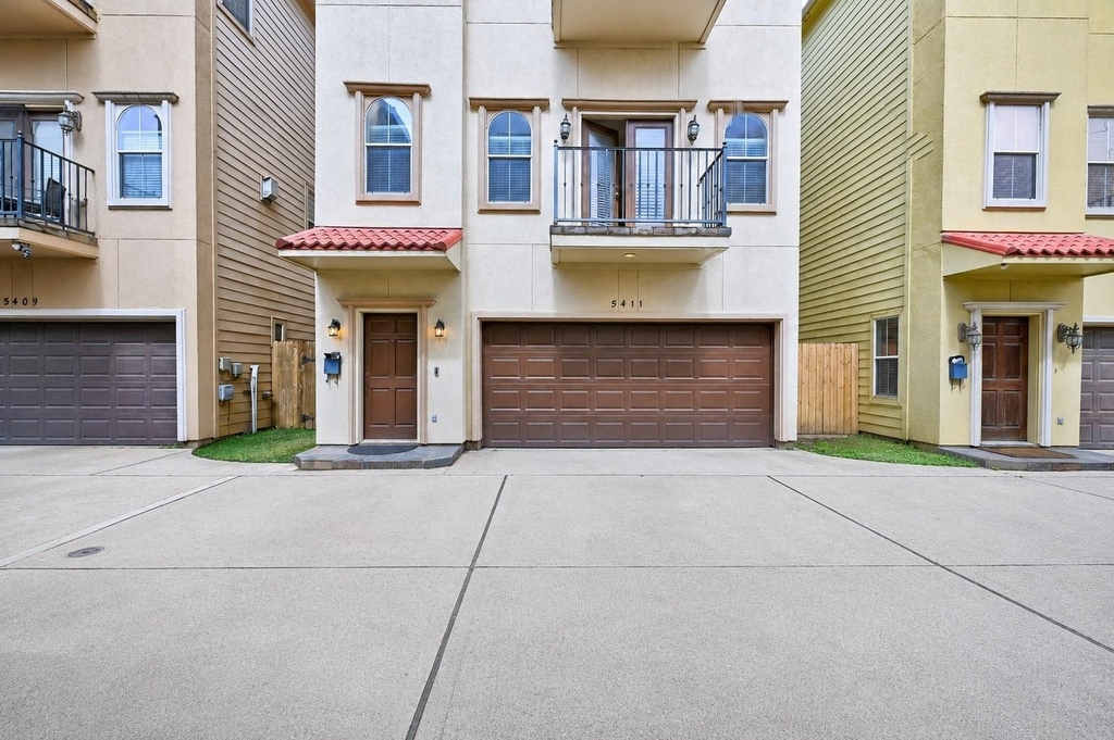 5411 Kansas Street - Photo 0
