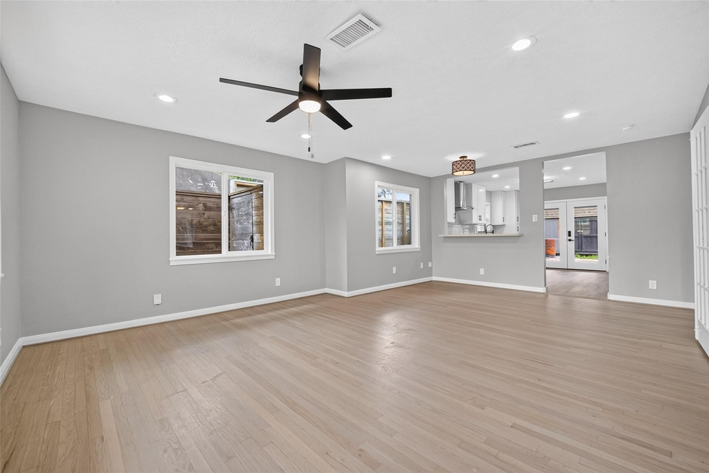 419 Fairbanks Street - Photo 1
