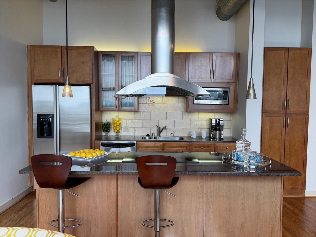 4899 Montrose Boulevard - Photo 5