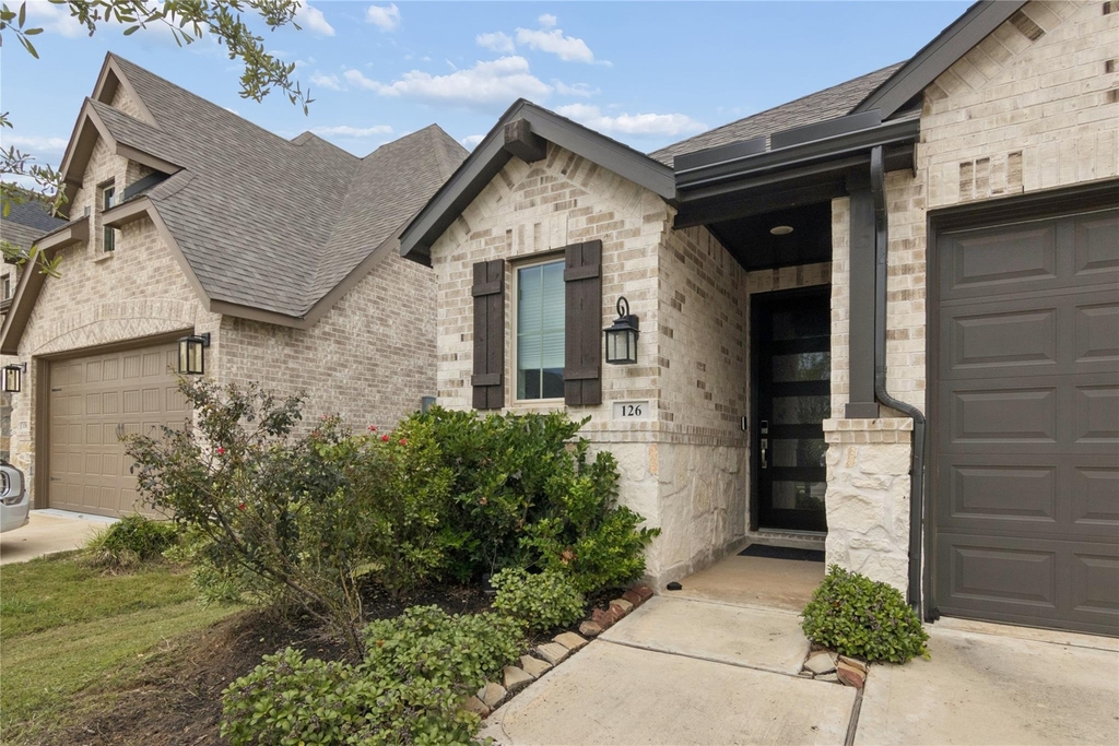 126 Nightshade Street - Photo 2