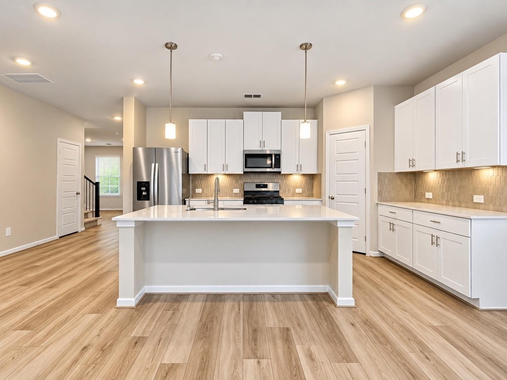 17795 Mill Manor Drive - Photo 7
