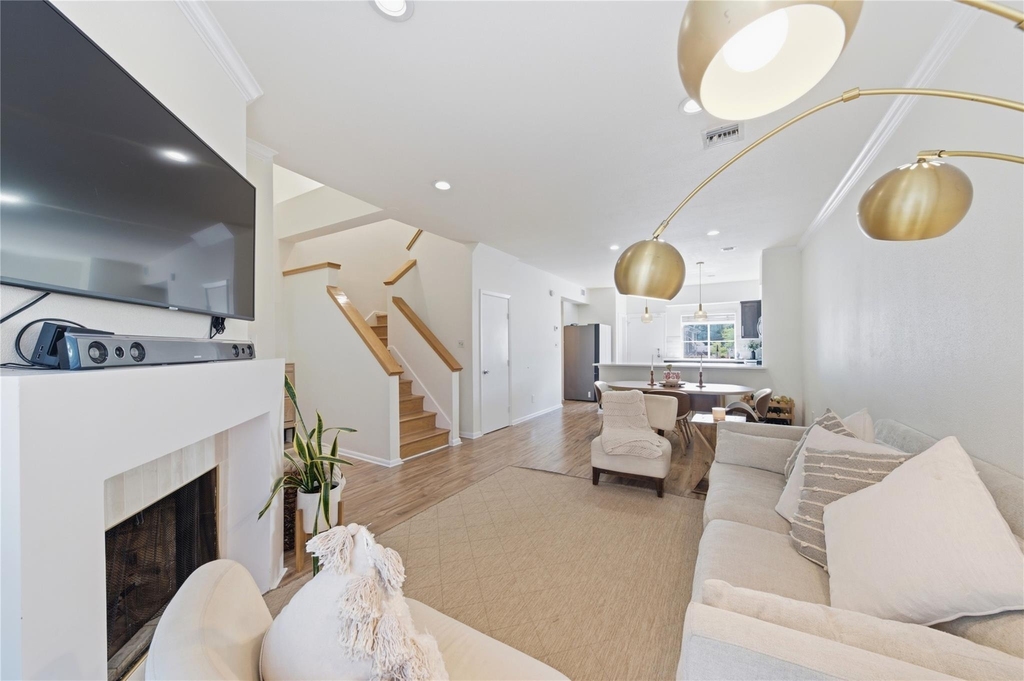 2100 Huldy Street - Photo 2