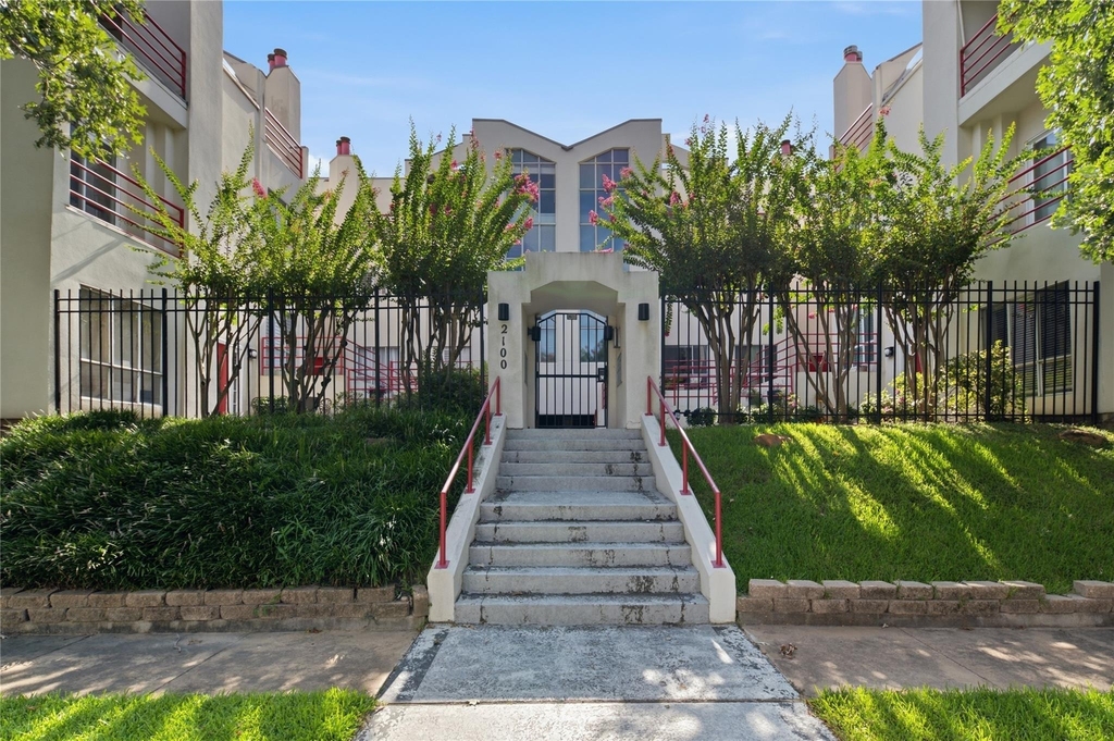2100 Huldy Street - Photo 32
