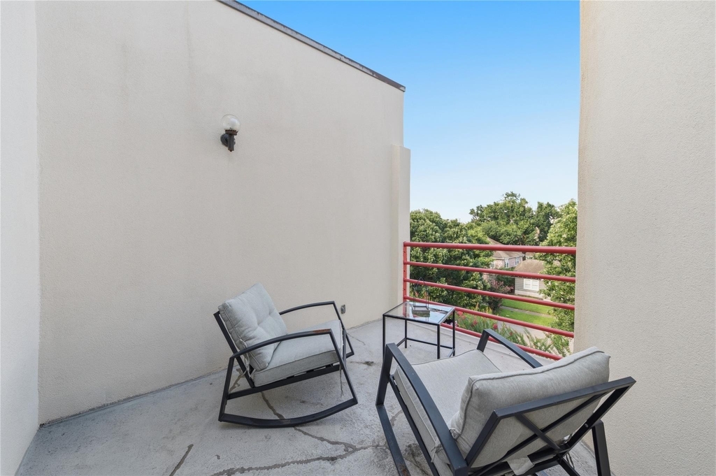 2100 Huldy Street - Photo 28