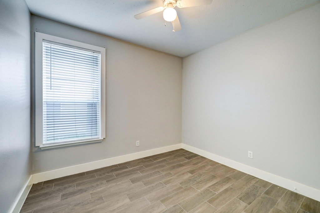 21902 Willow Shade Lane - Photo 11