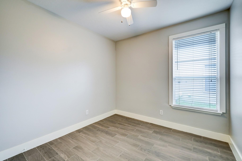 21902 Willow Shade Lane - Photo 10