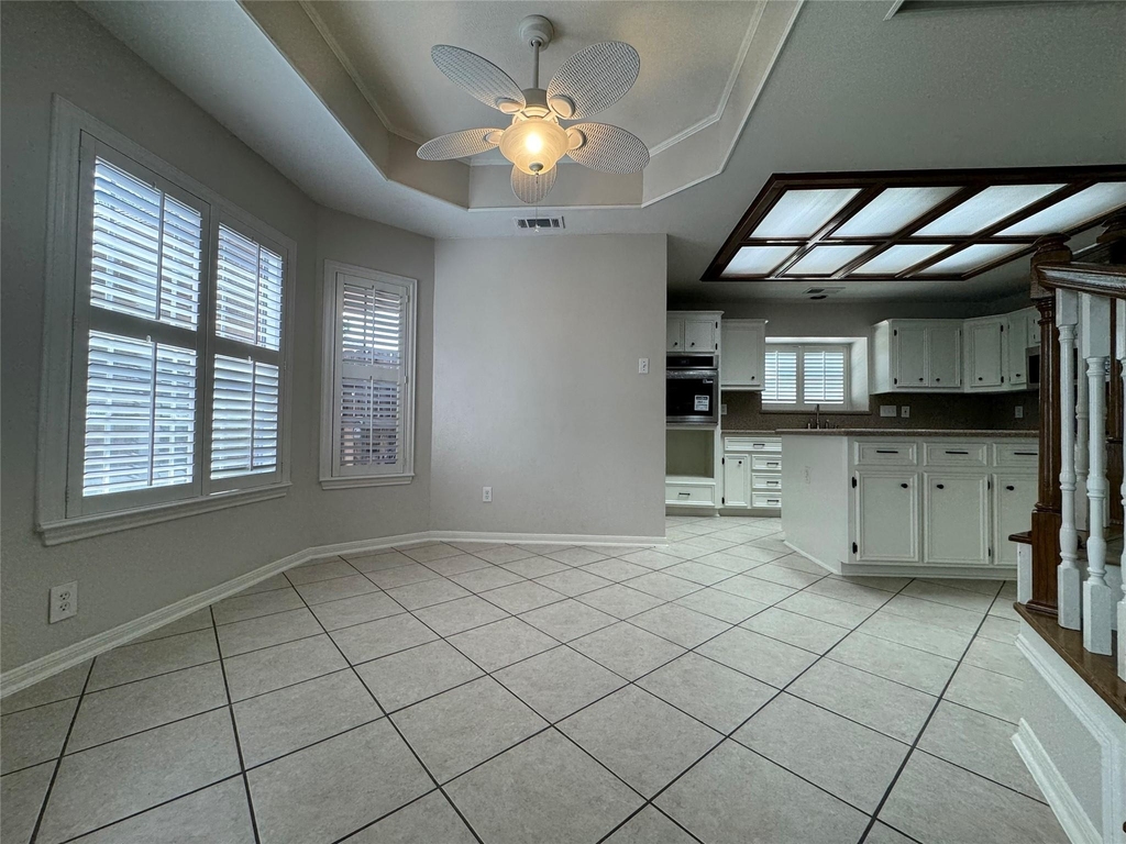 6926 Hearthside Drive - Photo 7