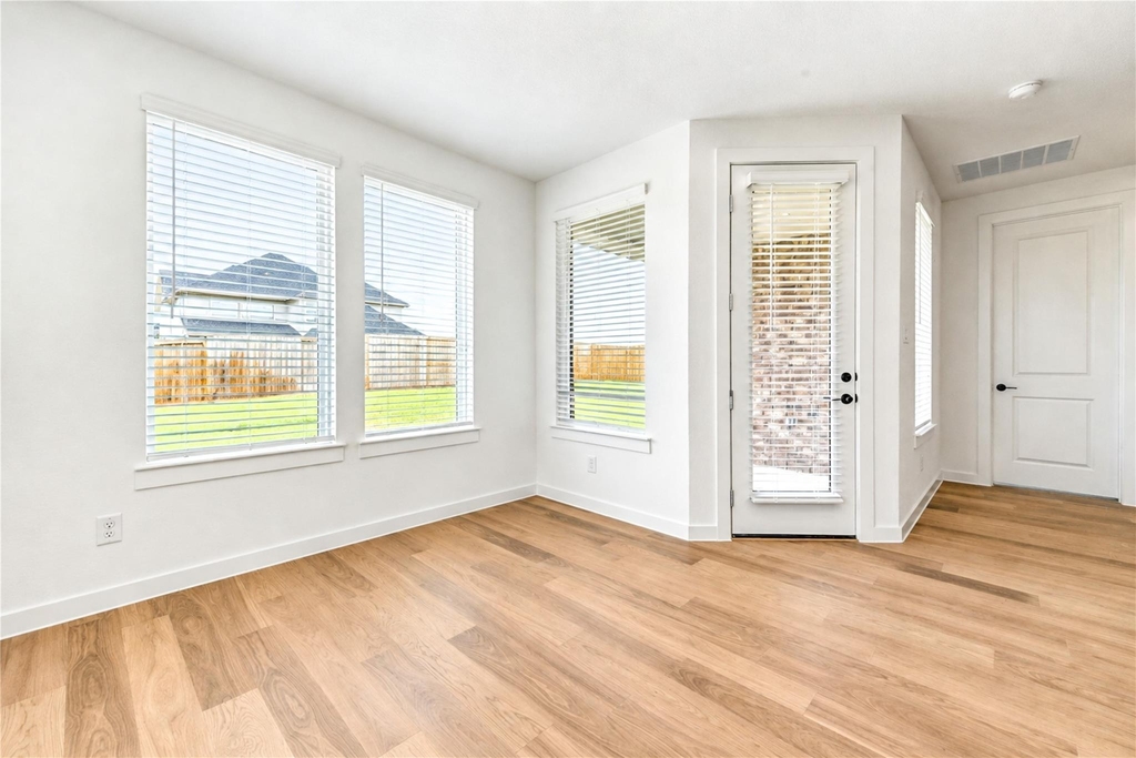 2305 Poseidon Street - Photo 6