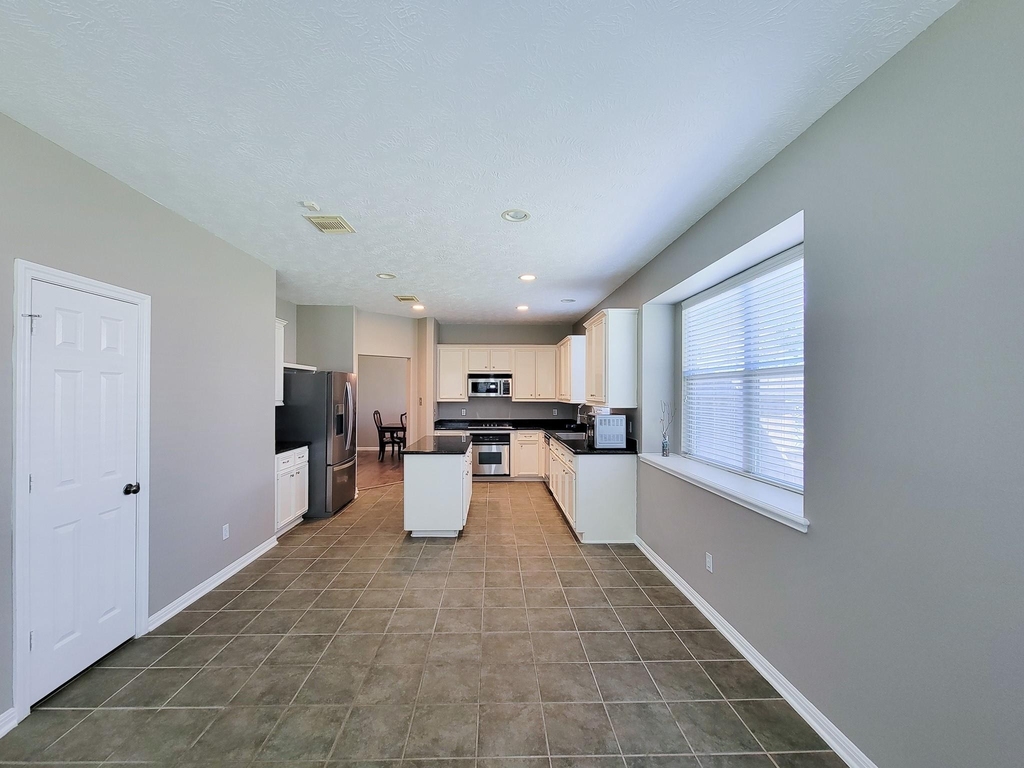 3504 Oak Landing - Photo 21
