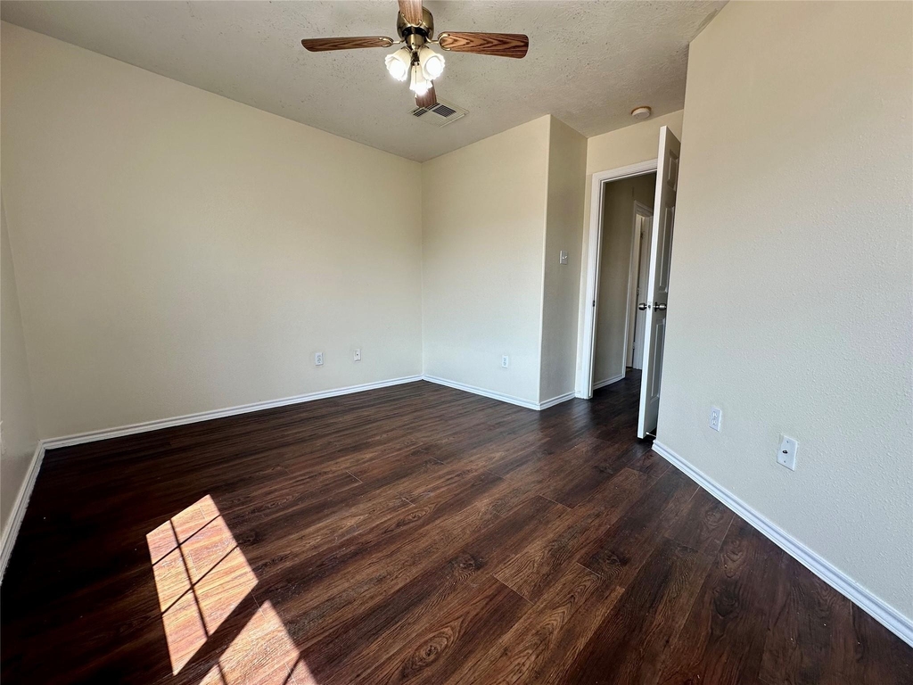 16202 Sandy Path Lane - Photo 8