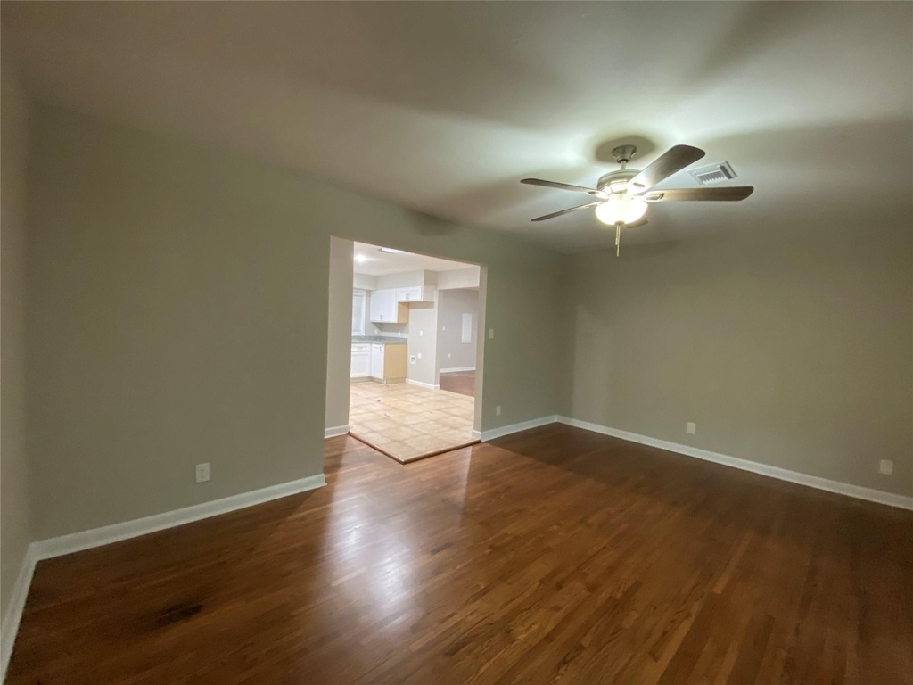 1105 Alice Street - Photo 11
