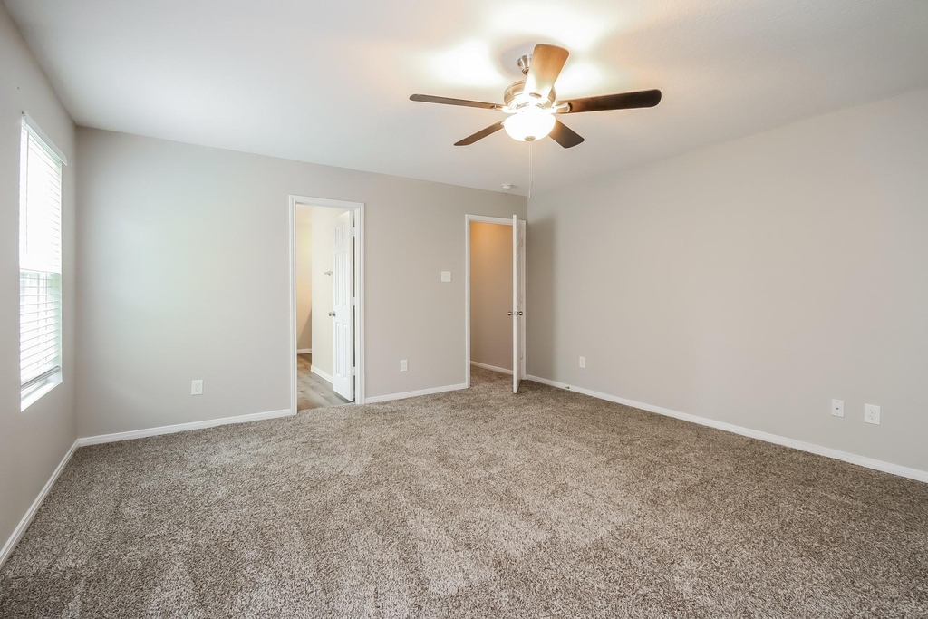 3607 Zephyr Glen Way - Photo 9