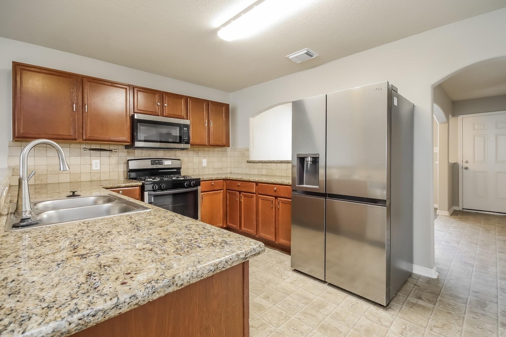 3607 Zephyr Glen Way - Photo 7