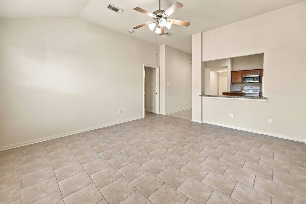18114 Surrey Lake Lane - Photo 10