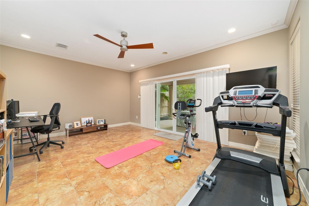 707 Knox Street - Photo 16