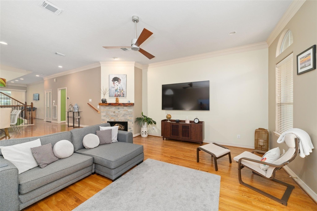 707 Knox Street - Photo 12