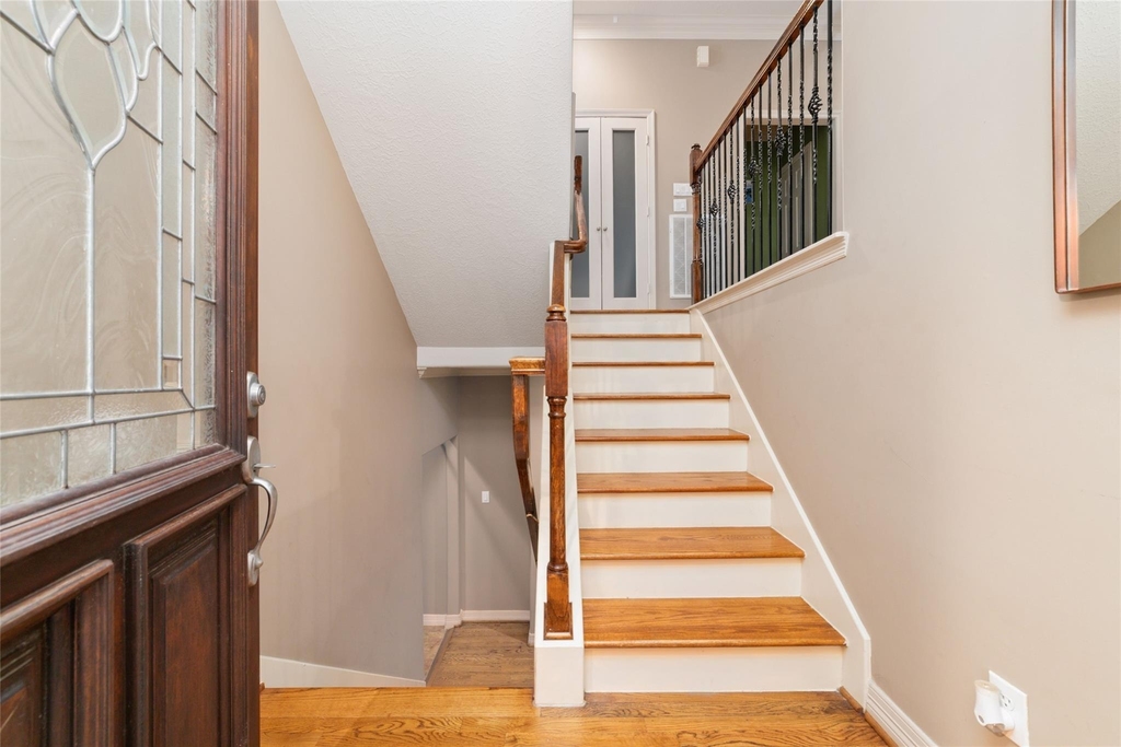707 Knox Street - Photo 15