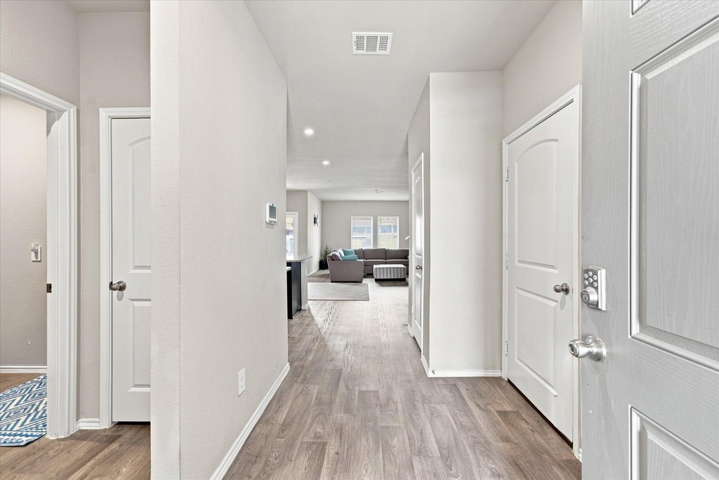 15038 Eastern Wood Road - Photo 5