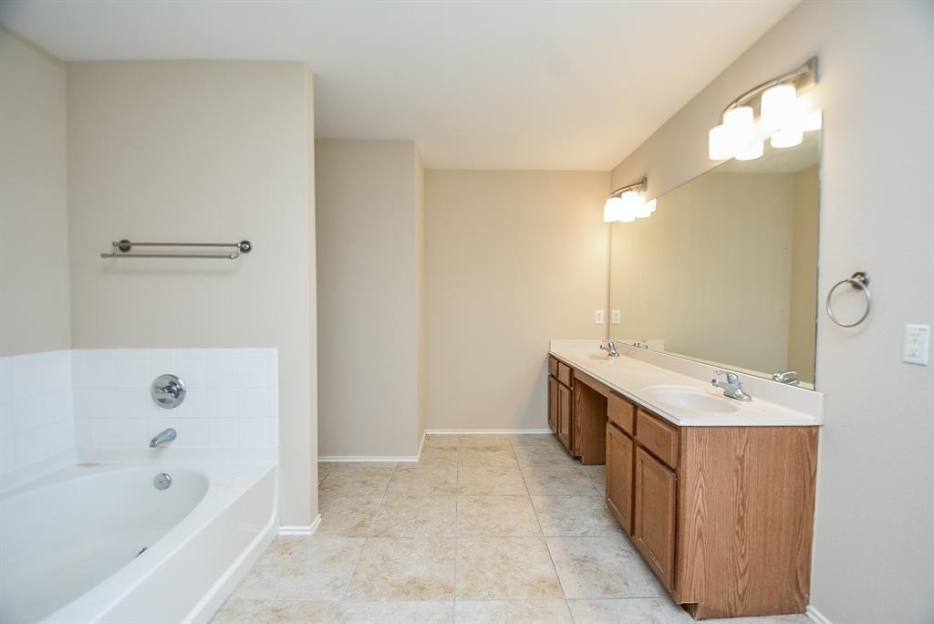 815 Darbydale Crossing Lane - Photo 13