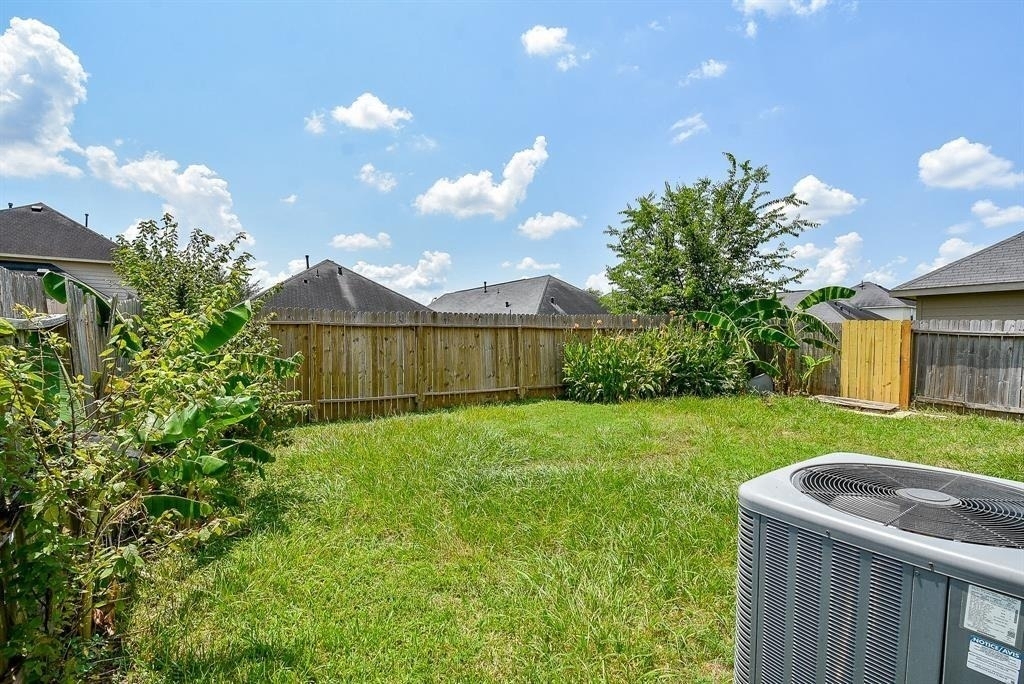 815 Darbydale Crossing Lane - Photo 2