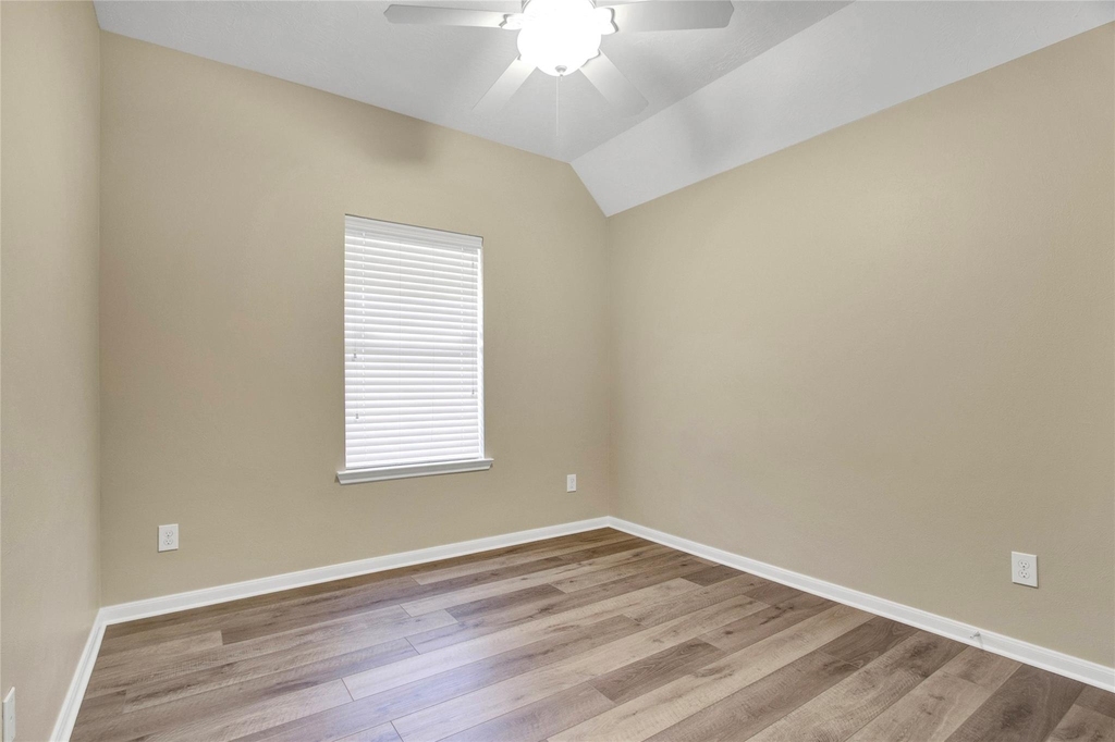 22439 Stamford Brook Court - Photo 3