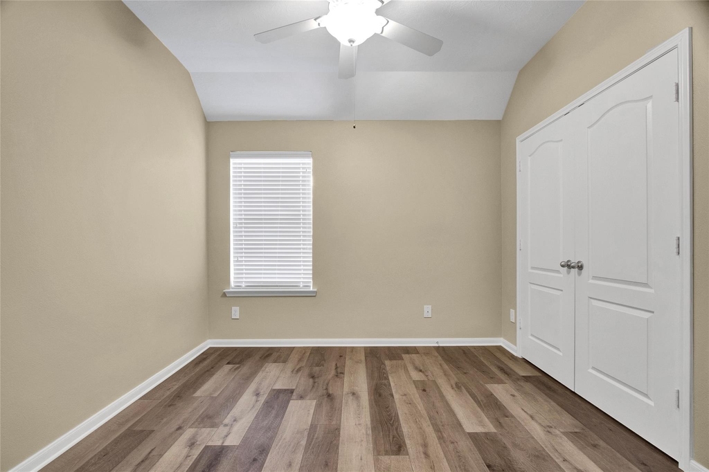 22439 Stamford Brook Court - Photo 4