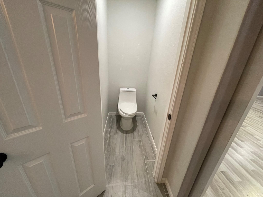 3406 E Bayou Drive E - Photo 10
